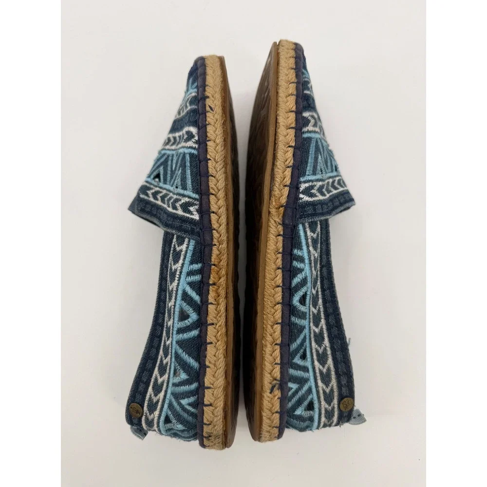 The Sak Blue Embroidered Espadrille Flats Geometric Cut Out Slip On Shoes 8 - Picture 6 of 8